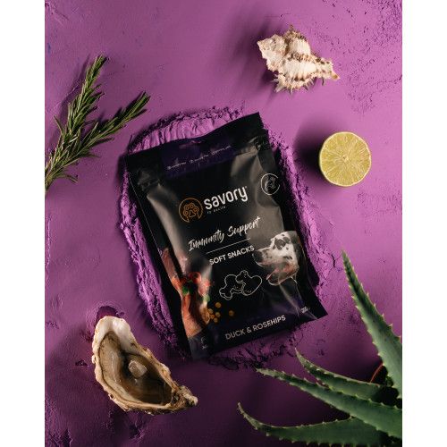 Мягкое лакомство Savory для укрепления иммунитета собак утка и шиповник 200 г