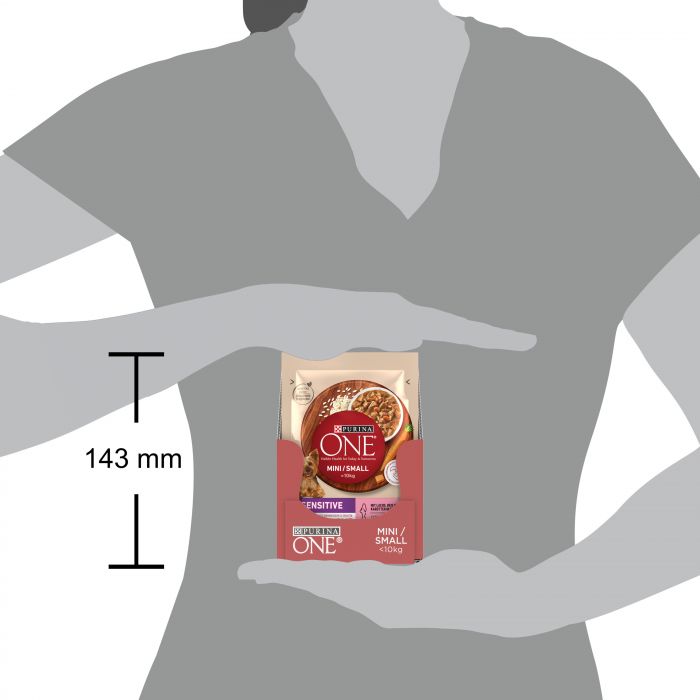 Влажный корм для взрослых собак PURINA ONE Mini/Small Sensitive мелких пород с чувствительным пищеварением с рисом и морковью лососем 85 г