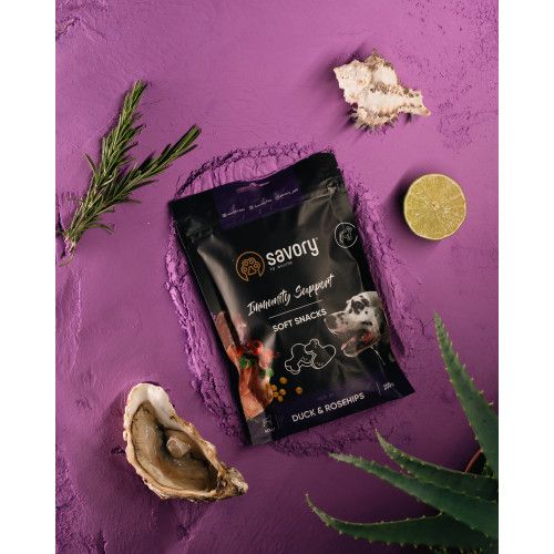 Мягкое лакомство Savory для укрепления иммунитета собак утка и шиповник 200 г